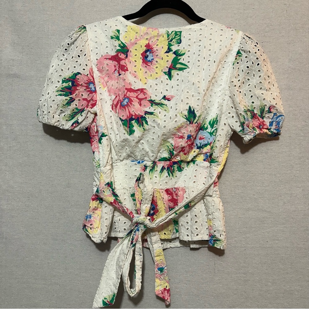 RTR Slate & Willow White Floral Top - size S - Picture 4 of 5